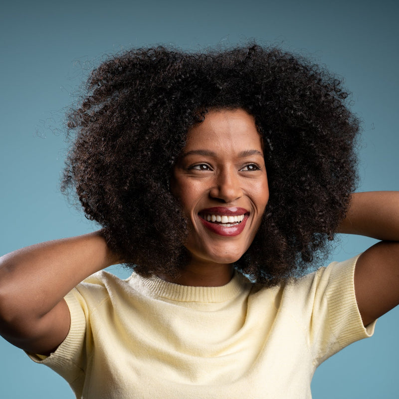 How to Refresh Coily Hair in 4 Simple Steps