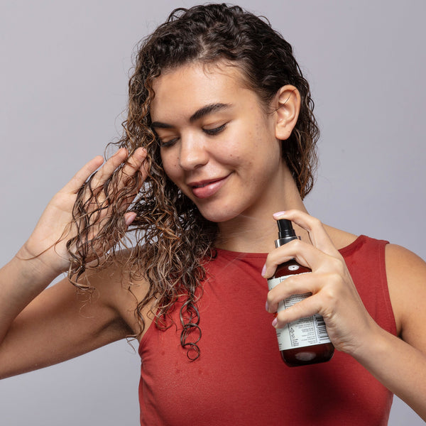 How to Detangle Curly Hair